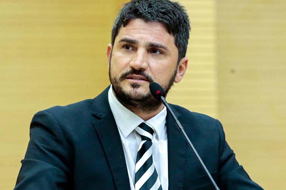 Deputado Jean Mendonça vistoria obras da nova sede do Corpo de Bombeiros em Pimenta Bueno